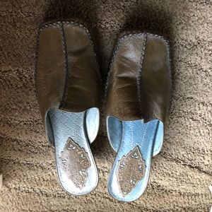 Indigo by Clark’s Mules/slides